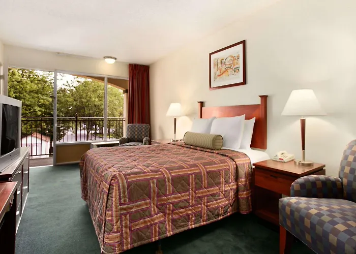 Travelodge By Wyndham Gurnee 2* Waukegan